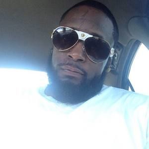 Meet your Posher, Derrick